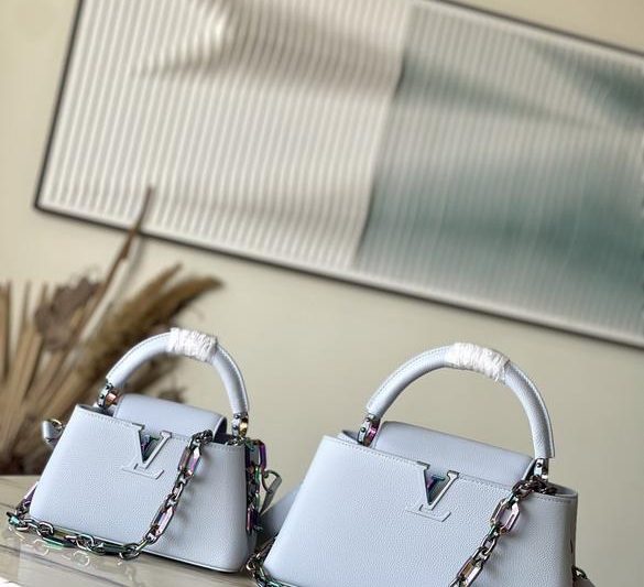 LV Replica Bags Hat M11422 29×16.5x9cm