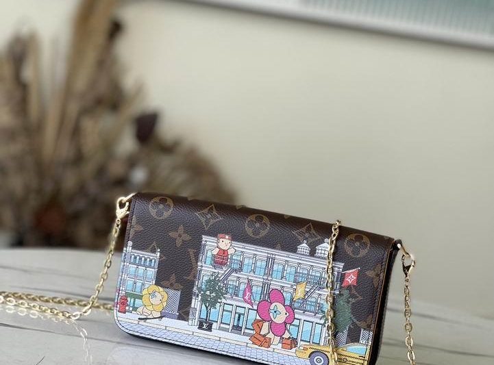 LV Replica Bags Pelicie M81762 21x12x3cm