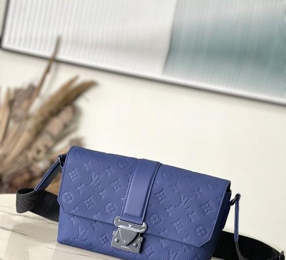 LV Replica Bags S-Hate M11692 28x16x10cm