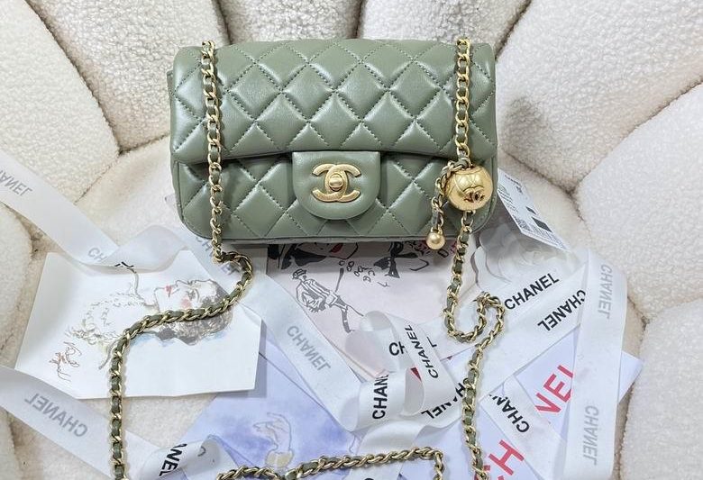 Chanel Replica Bags AS1787 20cm AL 5