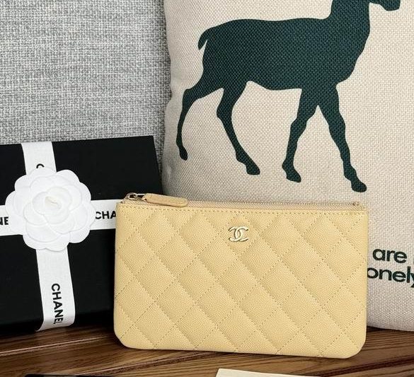 Chanel Replica Bags A 20X12.2X1cm YG 6