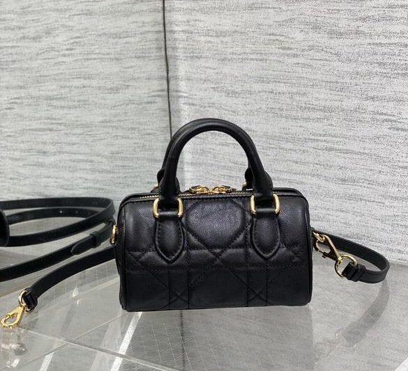 Dior Replica Bags Groove 17x10x8cm wo1