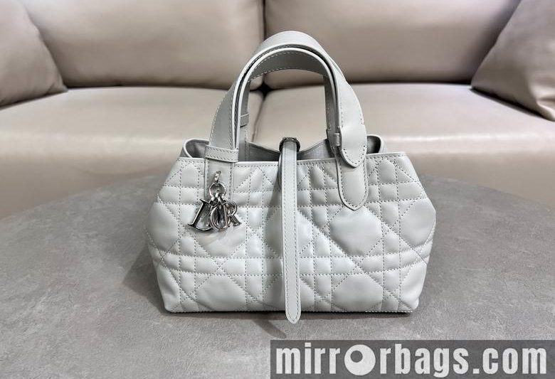 Dior Replica Bags 2822 23X15X15cm YG 3