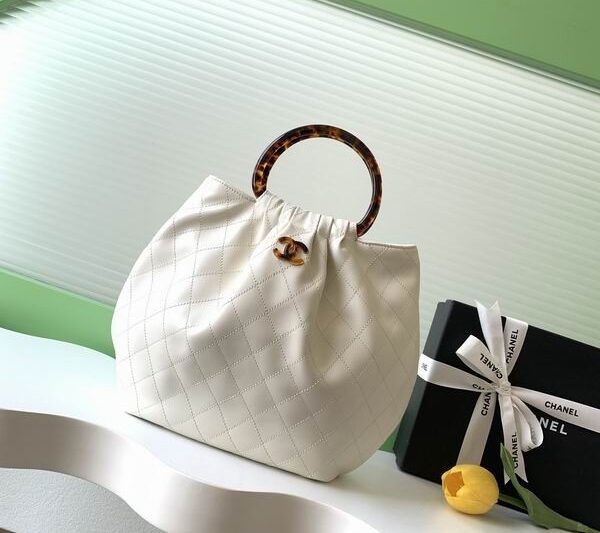 Replica Chanel Bags AS6010 26x32x14cm XZ6