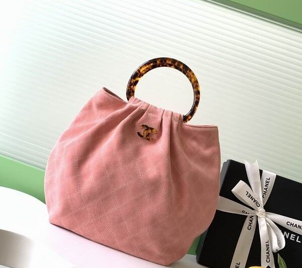 Replica Chanel Bags AS6010 26x32x14cm XZ3