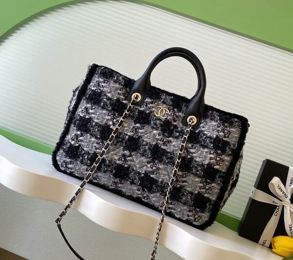 Replica Chanel Bags AS5689 27.5×39.5x16cm XZ2