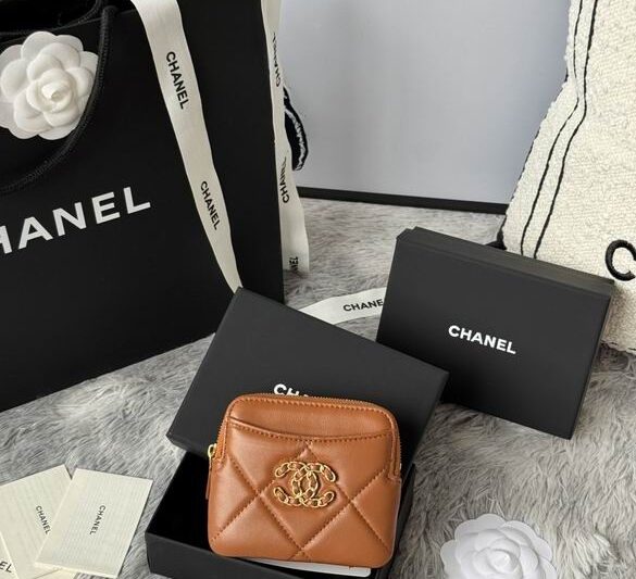 Replica Chanel Bags AP2136 11X9.5X1.5cm YG 1