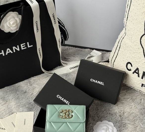 Replica Chanel Bags AP1840 11X8.5X3cm YG 3
