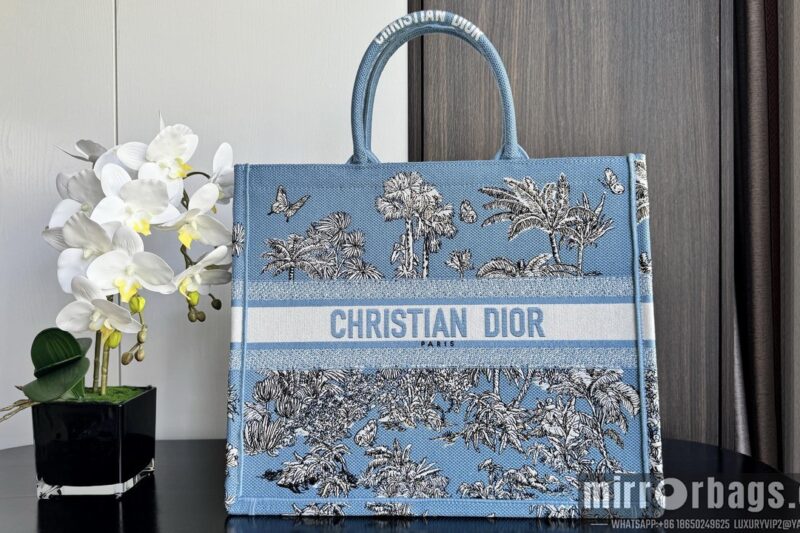 Replica Dior Bags Dior tote 8001 42x35x18.5cm yz1